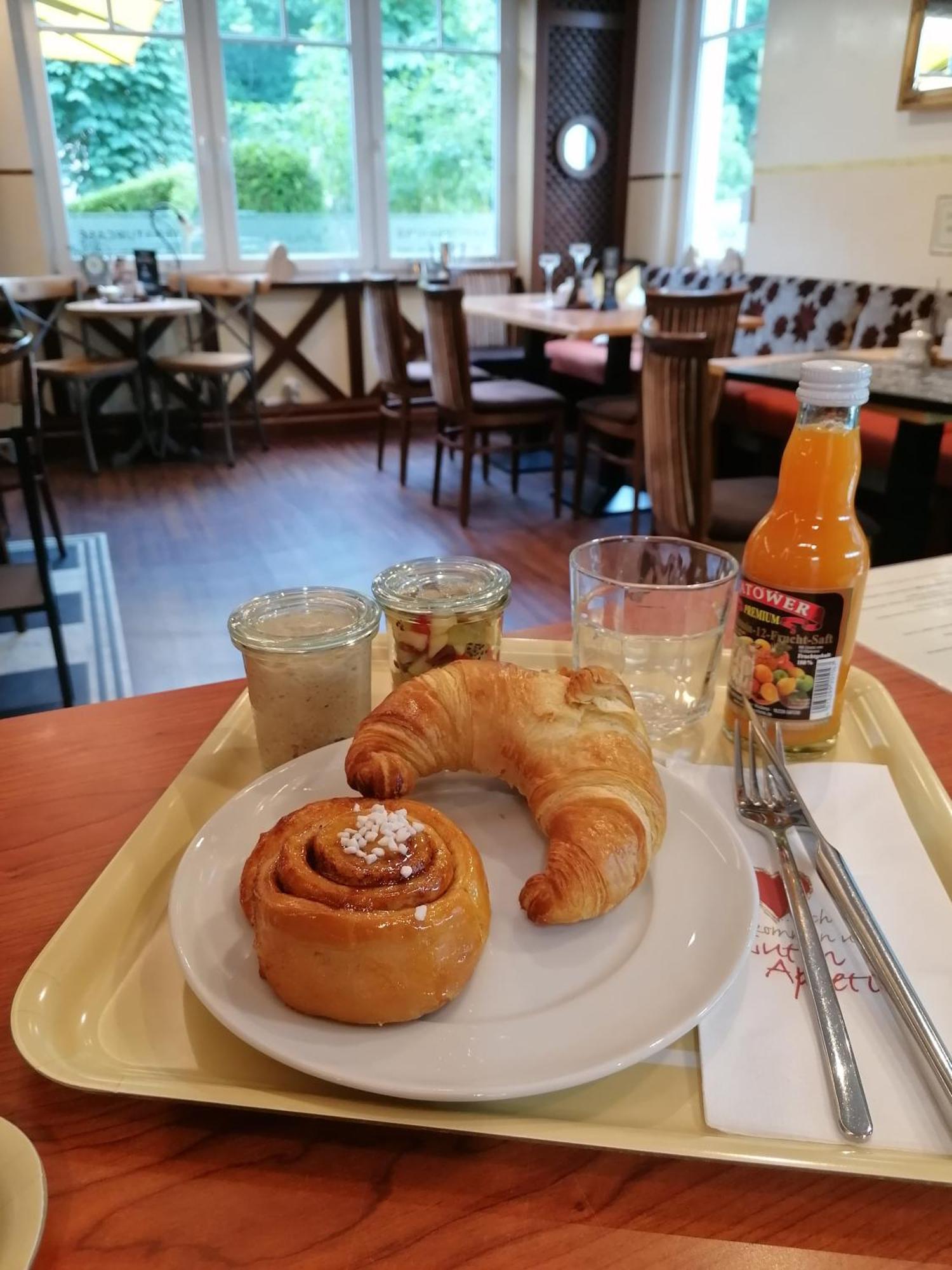 Pension Sanddorn Mit Cafe Carlssons บินซ์ ภายนอก รูปภาพ