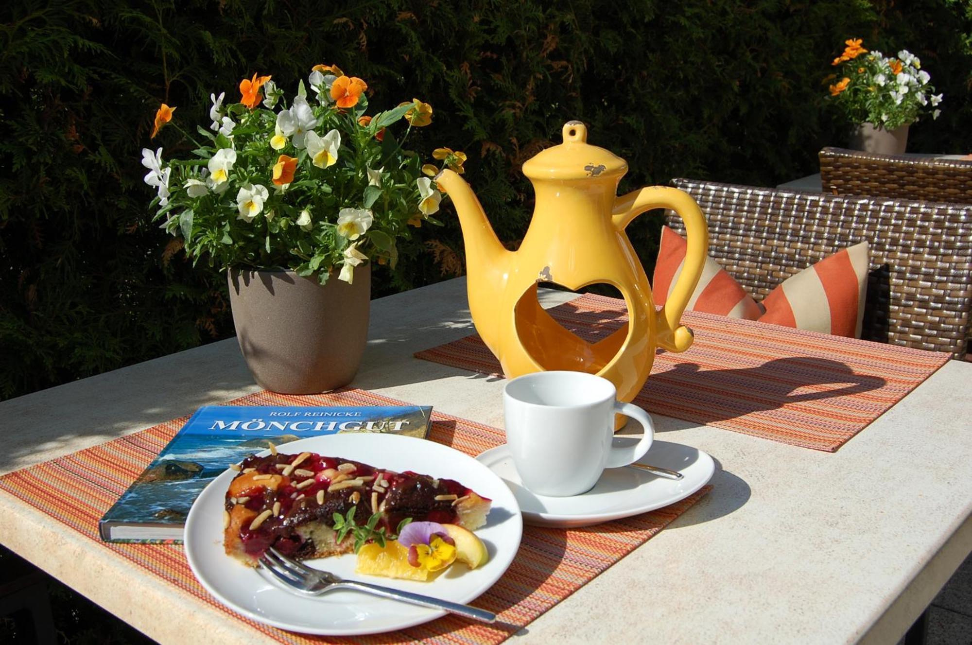 Pension Sanddorn Mit Cafe Carlssons บินซ์ ภายนอก รูปภาพ