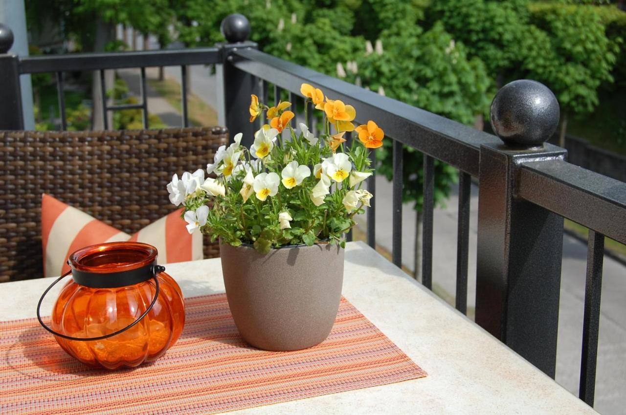 Pension Sanddorn Mit Cafe Carlssons บินซ์ ภายนอก รูปภาพ